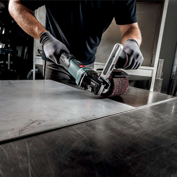 Brusilica za satiniranje SE 17-200 RT Metabo - Slika 9