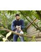black&decker-gkc1000l-qw-akumulatorska-lancana-testera-za-grane_019c.webp