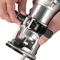 Jednoručna glodalica za ivice 710W RT0702C Makita - Slika 3